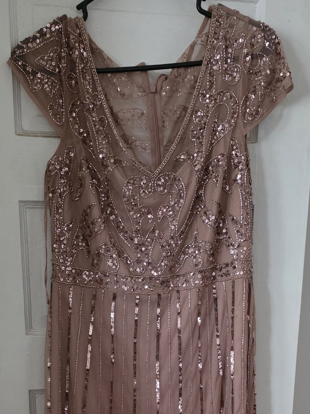 Adrianna Papell ROSE GOLD Size 8. Only Wore For A Few Hours Orignally $169 - Picture 2 of 5